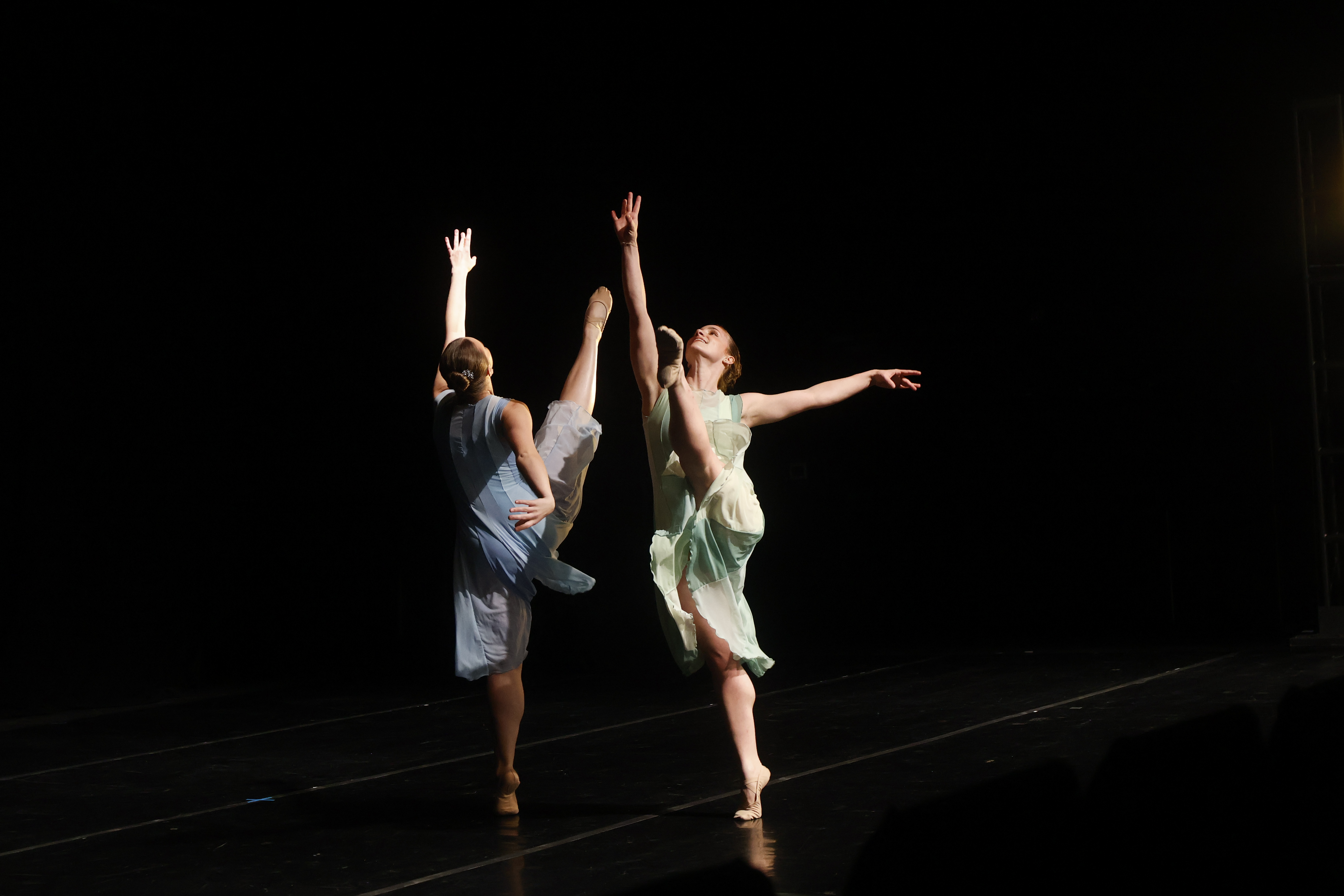 confluence contemporary ballet performing INTERVAL