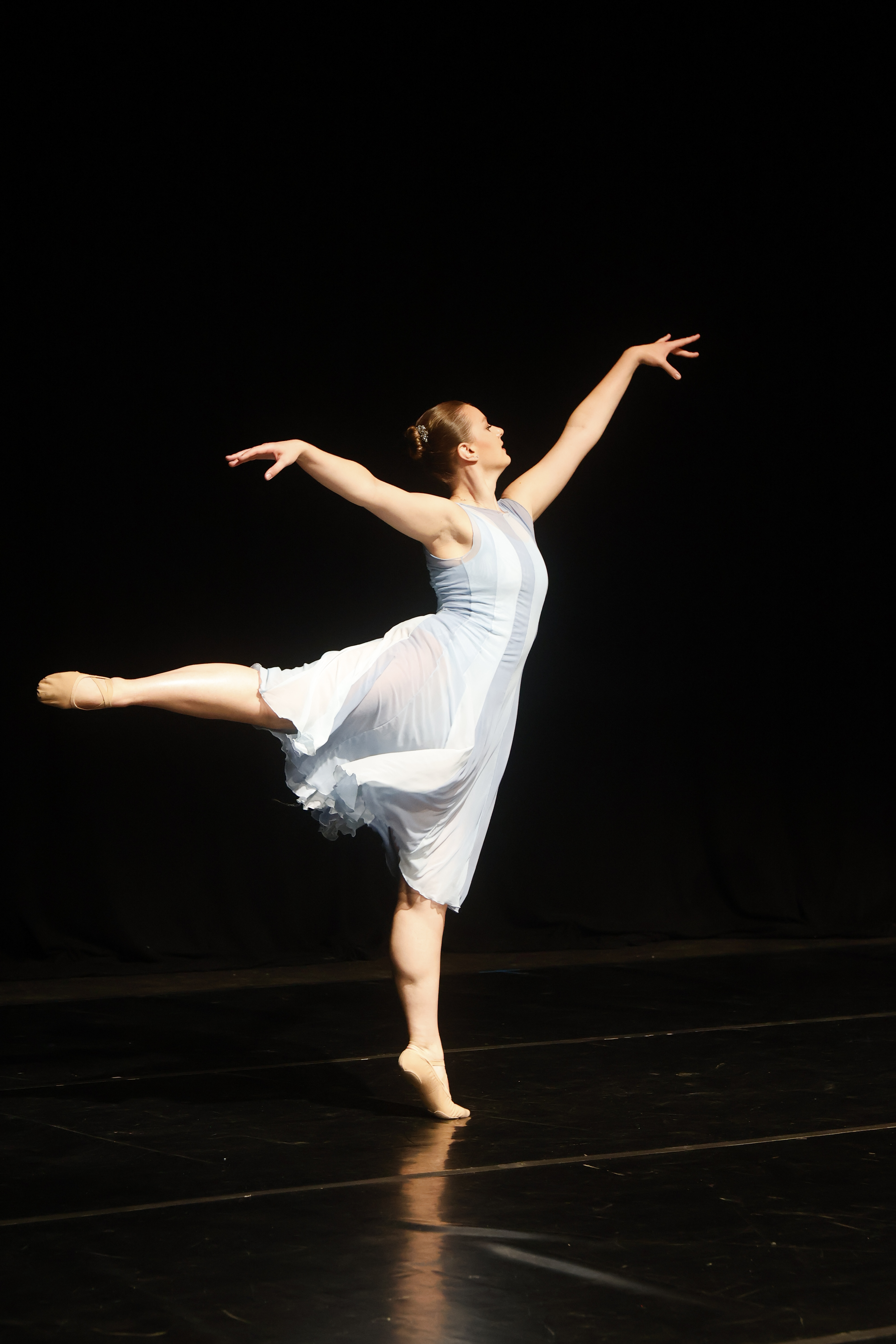 confluence contemporary ballet performing INTERVAL