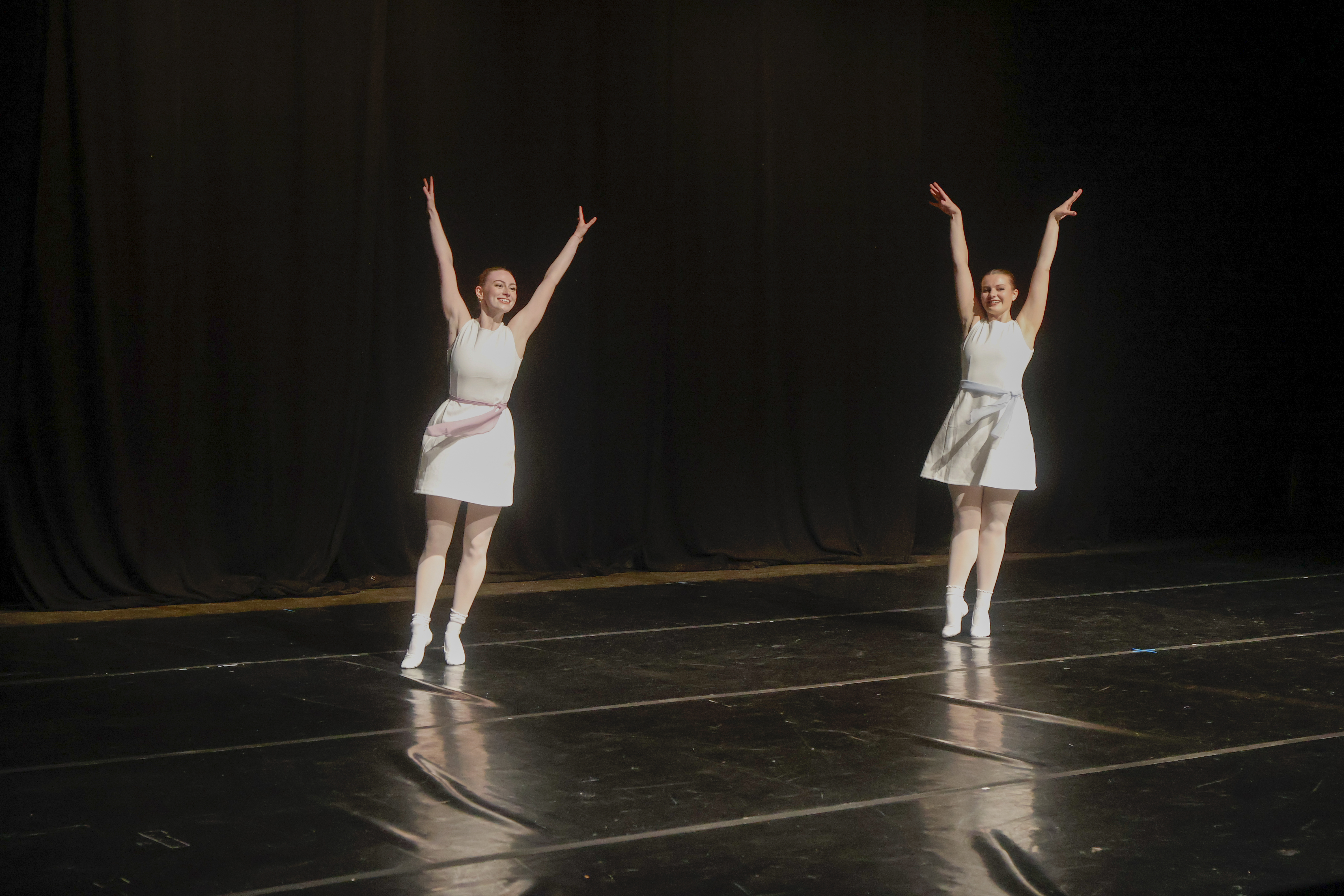 confluence contemporary ballet performing INTERVAL