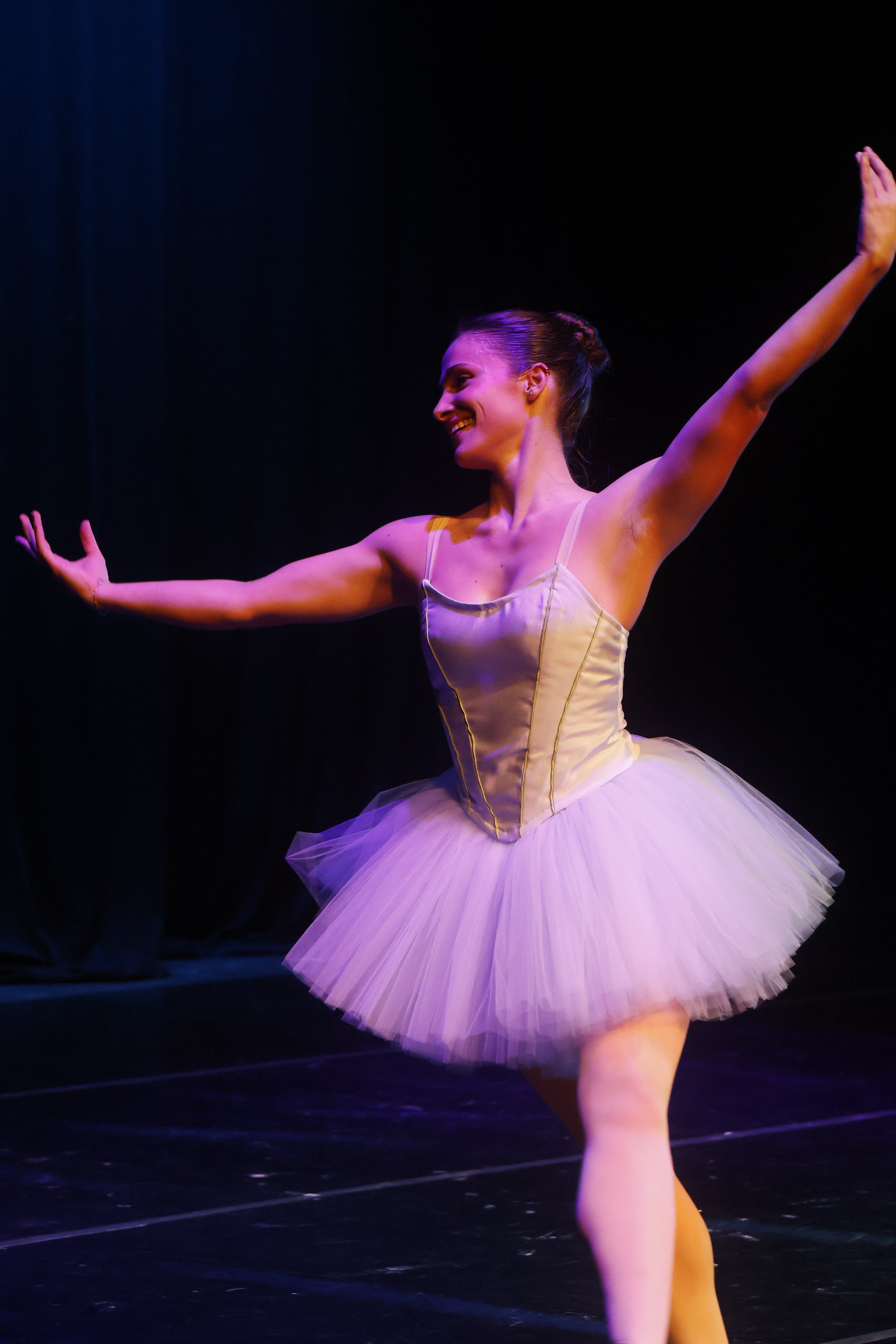 confluence contemporary ballet performing INTERVAL